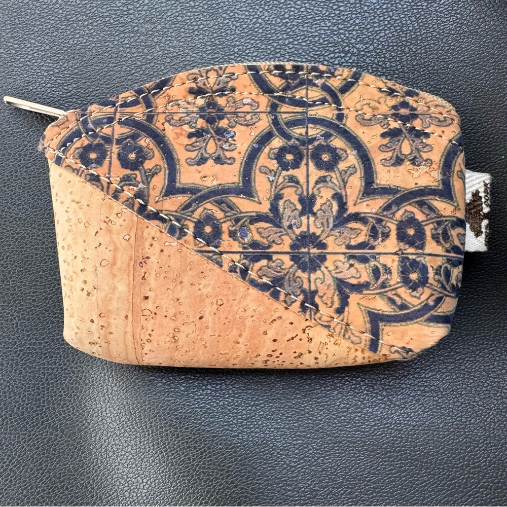 Natural Cork Pouch